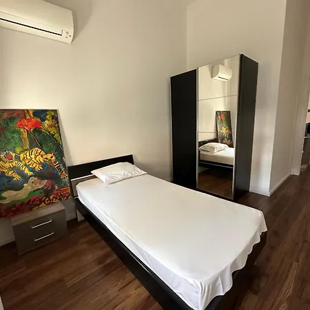 Apartament Ambassador *