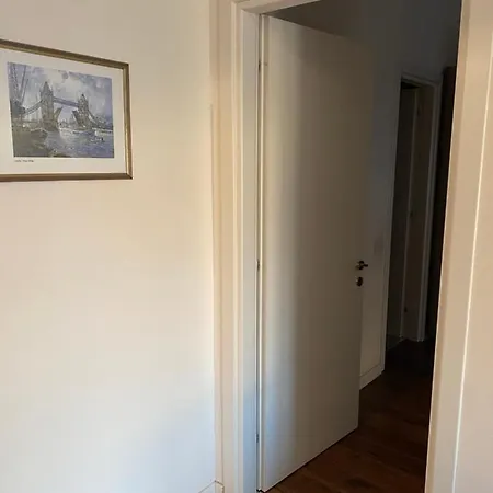 Ambassador Apartment *